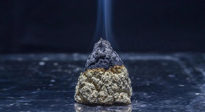 【艾草知識(shí)】灸完的艾灰千萬別扔，它還有這些神奇功效！